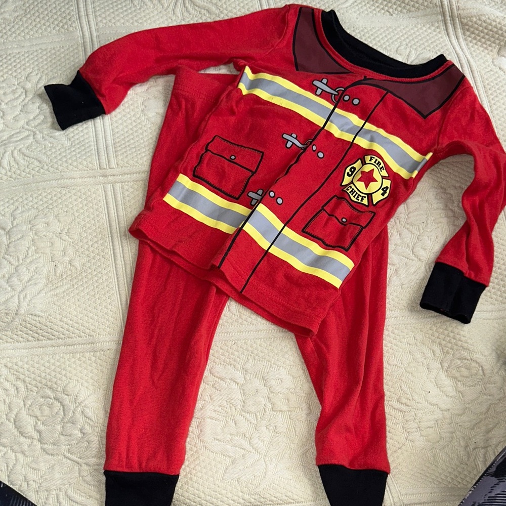 Old Navy Red Toddler Pajama Top